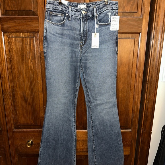 👖 Good American Good Legs Raw Hem Flare Jeans – NWT Size: 10 Tall 👖 - Picture 4 of 11